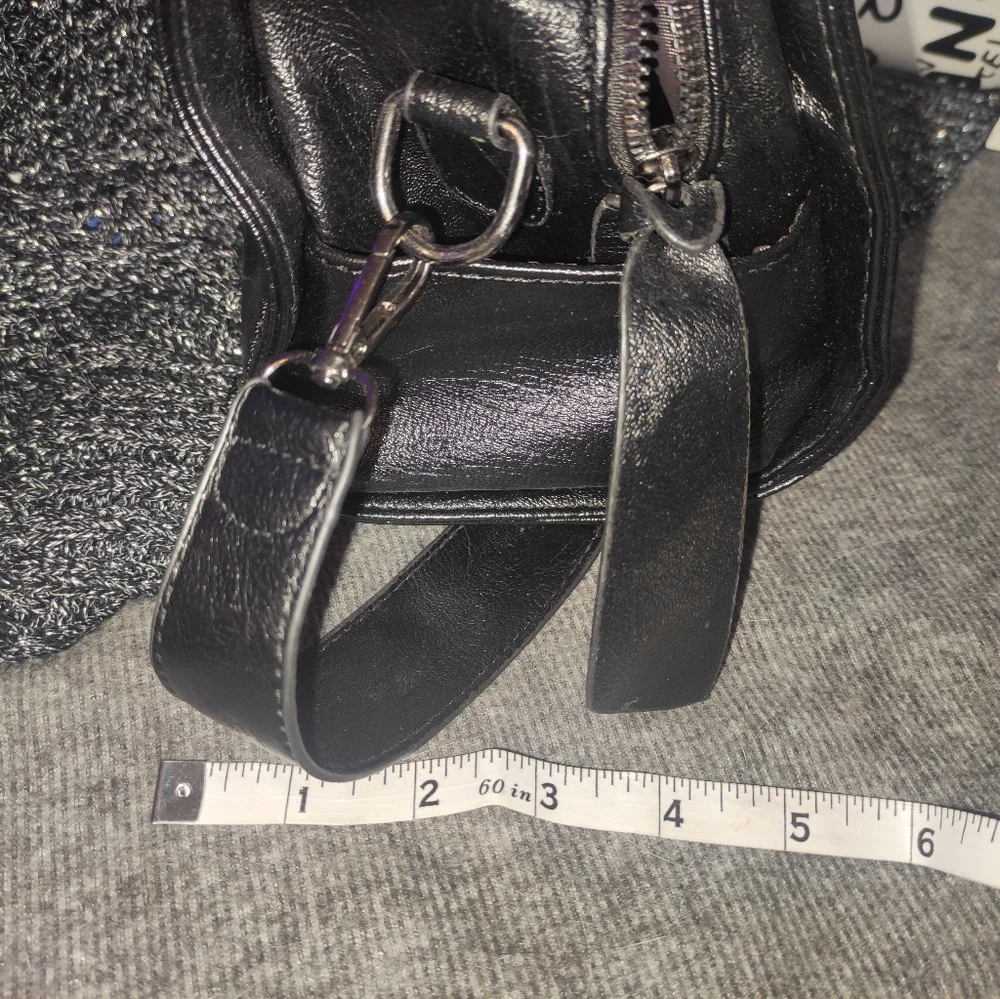 Purses - Picture 6 of 6